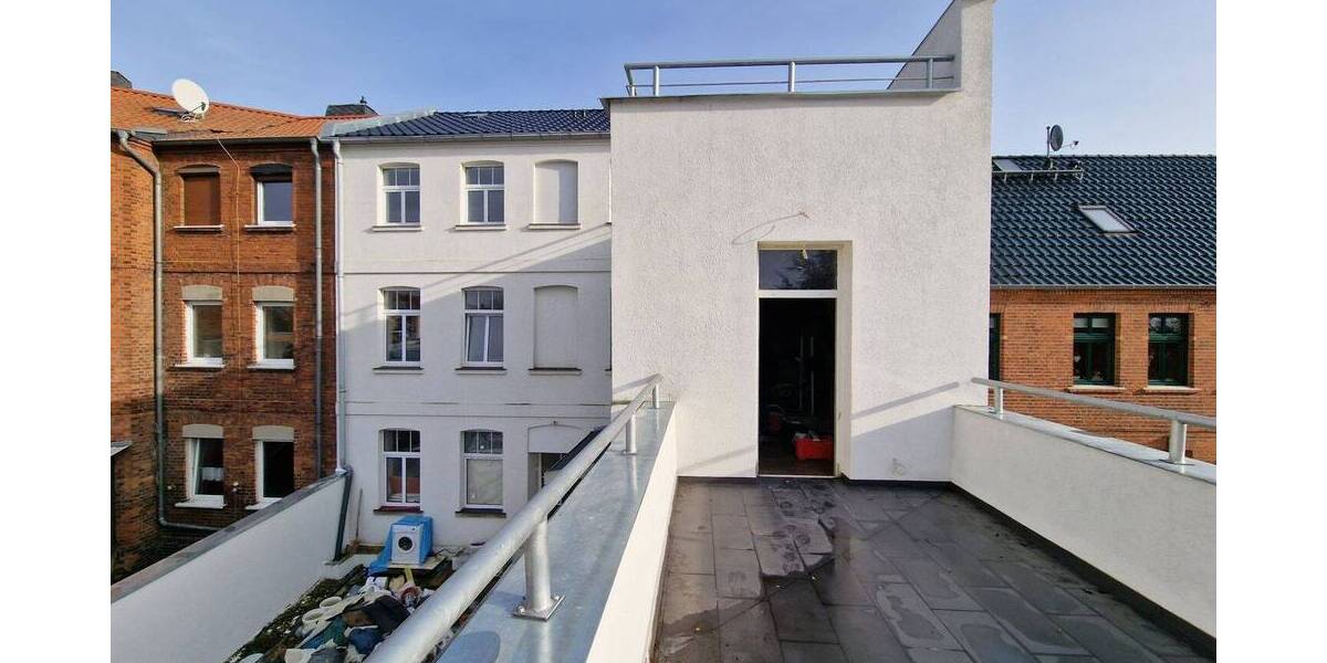 Fast fertig saniertes MFH zimmer