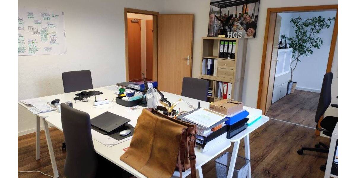 Gewerbeobjekt Hörselberg-Hainich/OT Großenlupnitz Großenlupnitz - 4 Zimmer, 101 m&sup2;, 99.900&euro; | Angebot:25731709