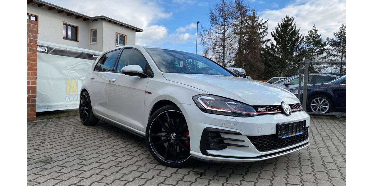 VW Golf 18.200 km 25.600 &euro; Cottbus 03050