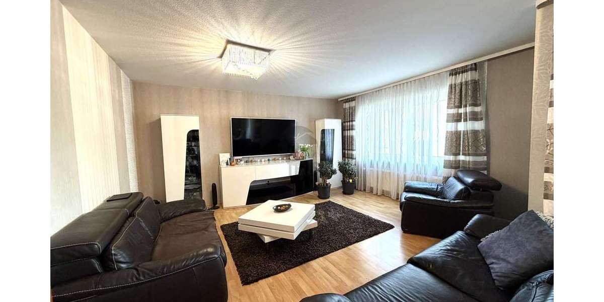 Etagenwohnung Petersberg - 4 Zimmer, 104 m&sup2;, 349.000&euro; | Angebot:25783399