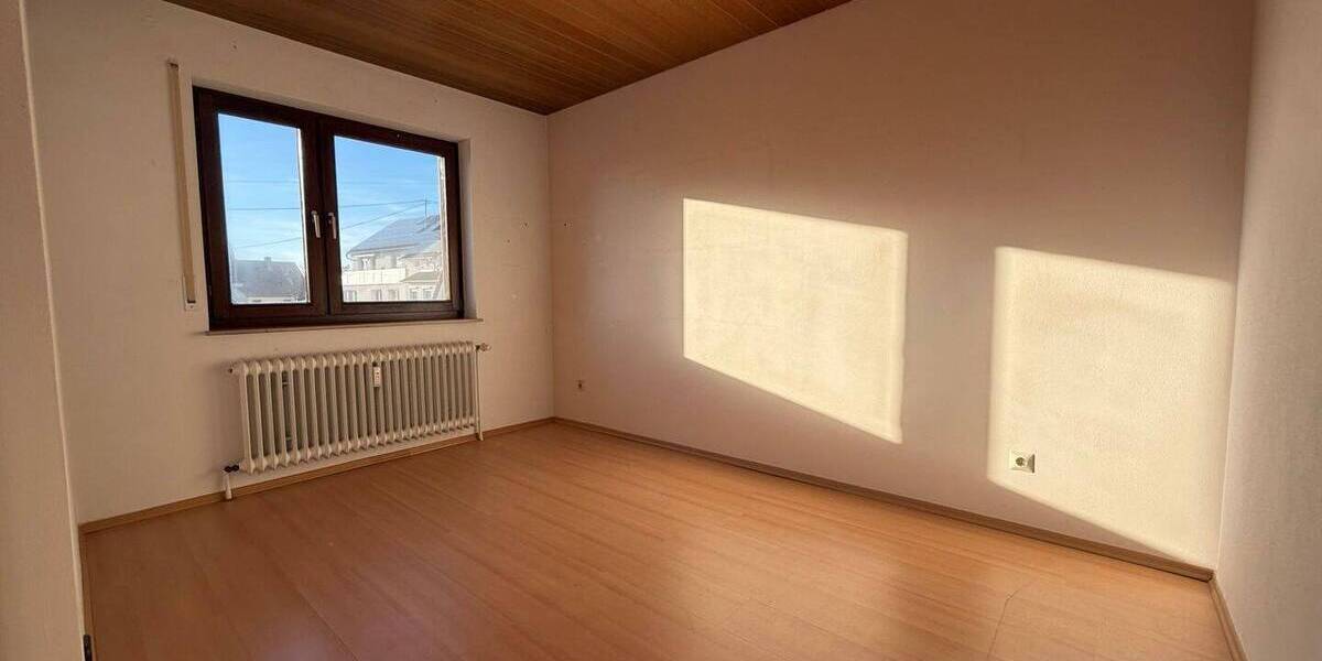 Etagenwohnung Metzingen - 4 Zimmer, 96 m&sup2;, 329.000&euro; | Angebot:26141269