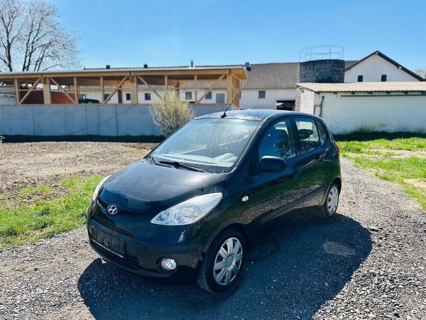 i10