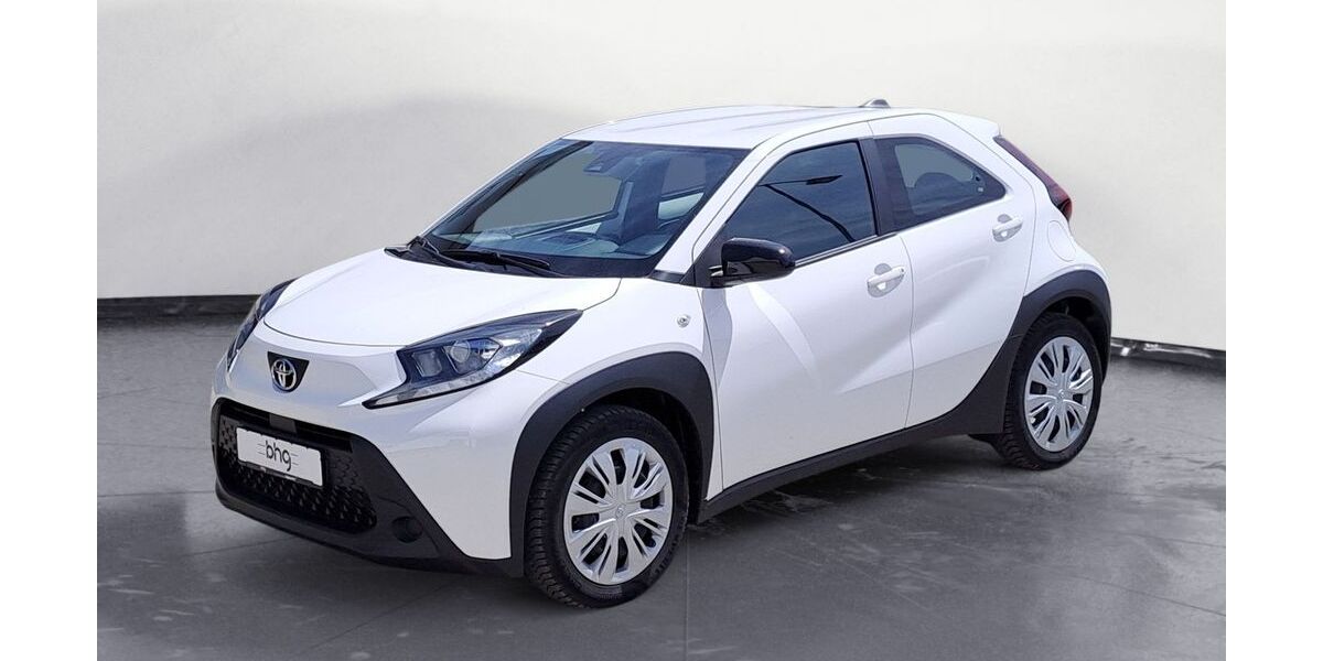 Toyota Aygo (X) 2.300 km 14.930 &euro; Durmersheim 76448