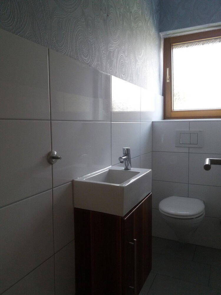 Traumlage!!! Solides Zweifamilienhaus