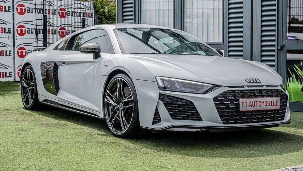 R8