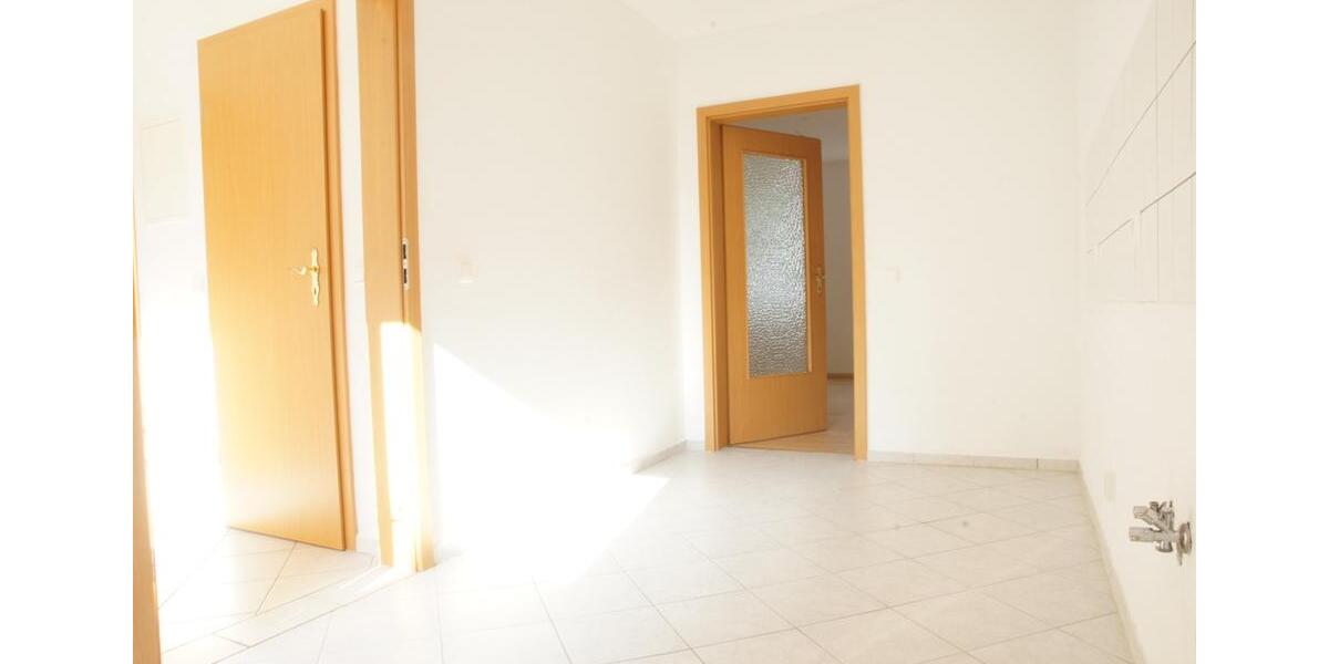Erdgeschoßwohnung Staßfurt - 1 Zimmer, 32 m&sup2;, 230&euro; | Angebot:26561666