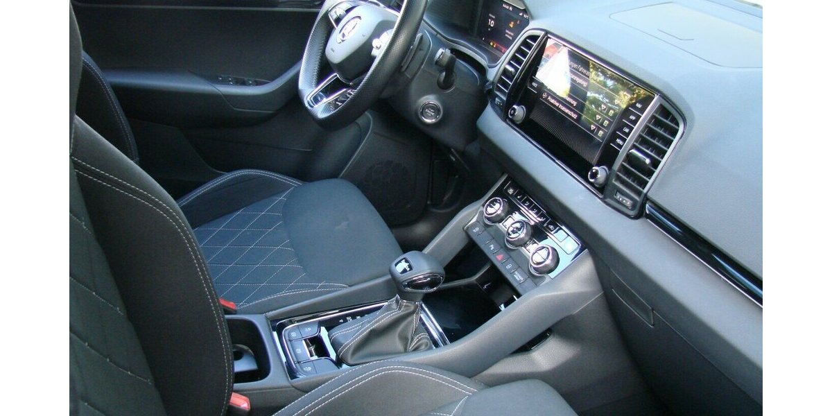 Skoda Karoq 1.5TSi Sportline ACC Navi LED Kamera 33.284 km 29.980 &euro; Falkensee 14612