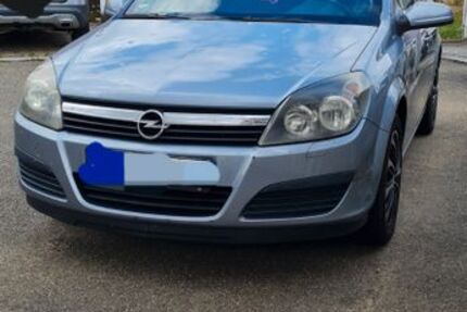 Opel Astra 131.000 km 2.999 € Eutingen im Gäu 72184