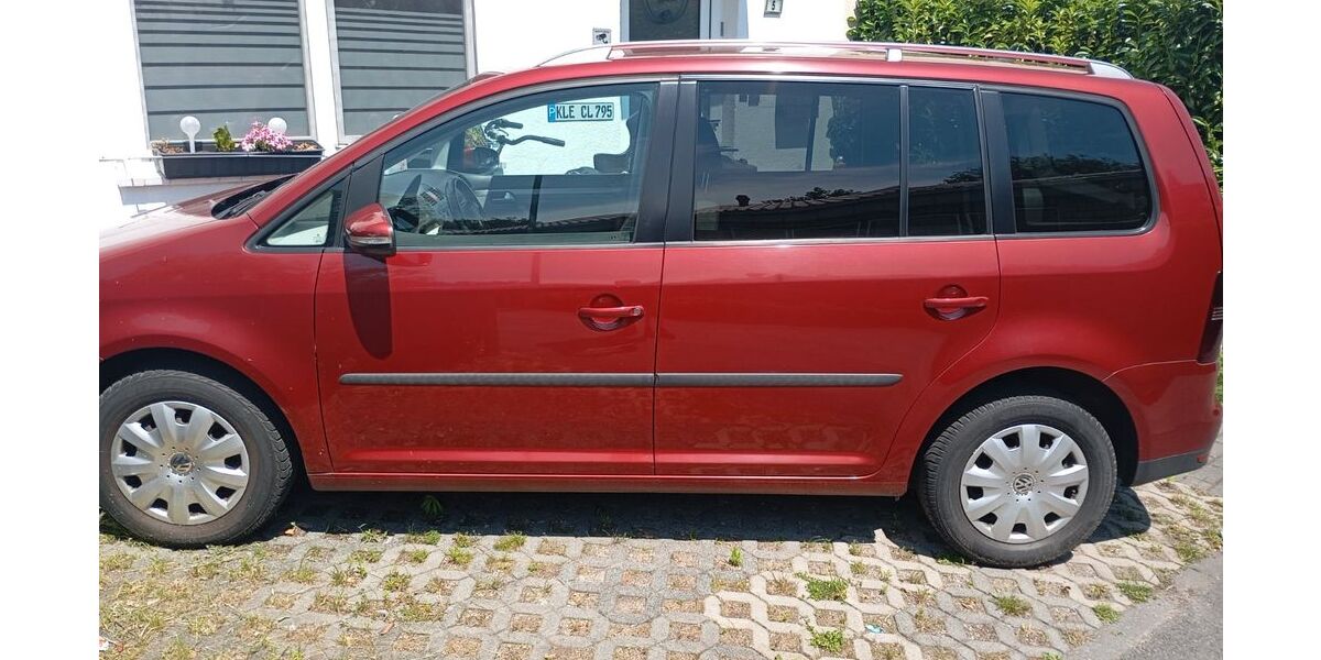 VW Touran 225.000 km 4.999 &euro; Goch 47574