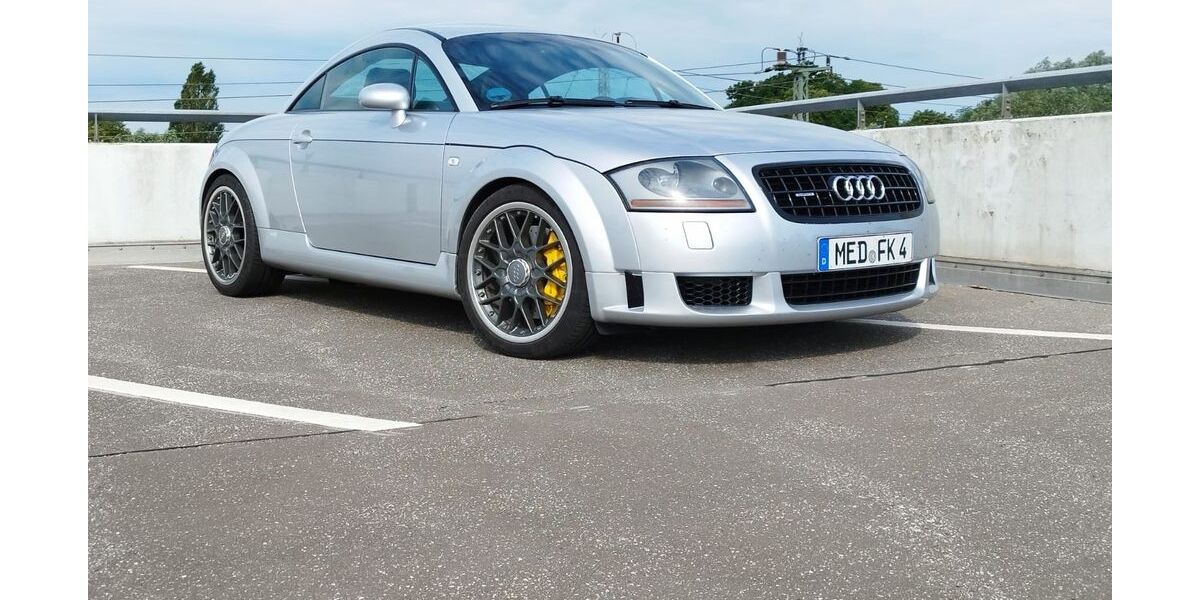 Audi TT 239.900 km 15.800 &euro; Burg 25712