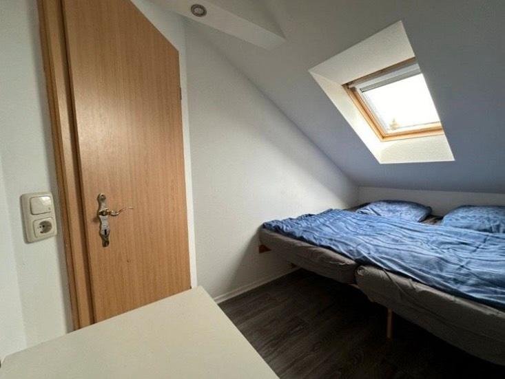 Dachgeschoßwohnung Vaterstetten Baldham - 1 Zimmer, 39 m&sup2;, 900&euro; | Angebot:24818026