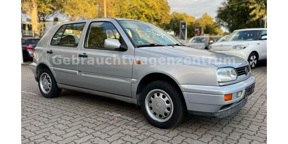 VW Golf 80.000 km 2.990 &euro; Bremen 28207
