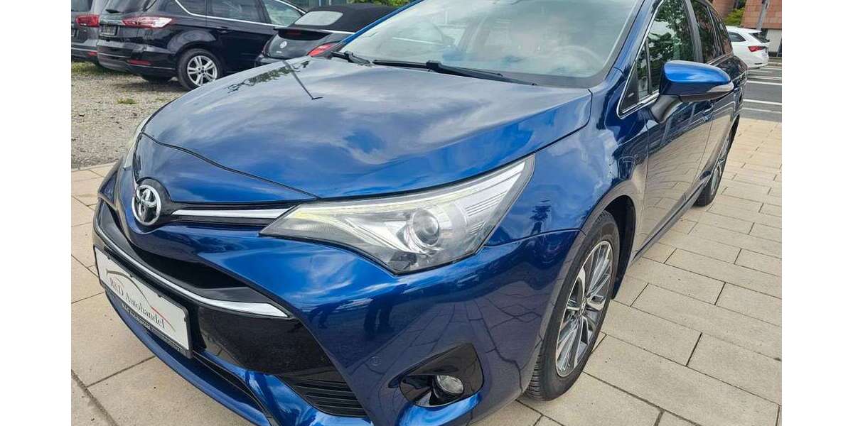 Toyota Avensis 107.600 km 15.800 &euro; Aschaffenburg 63741
