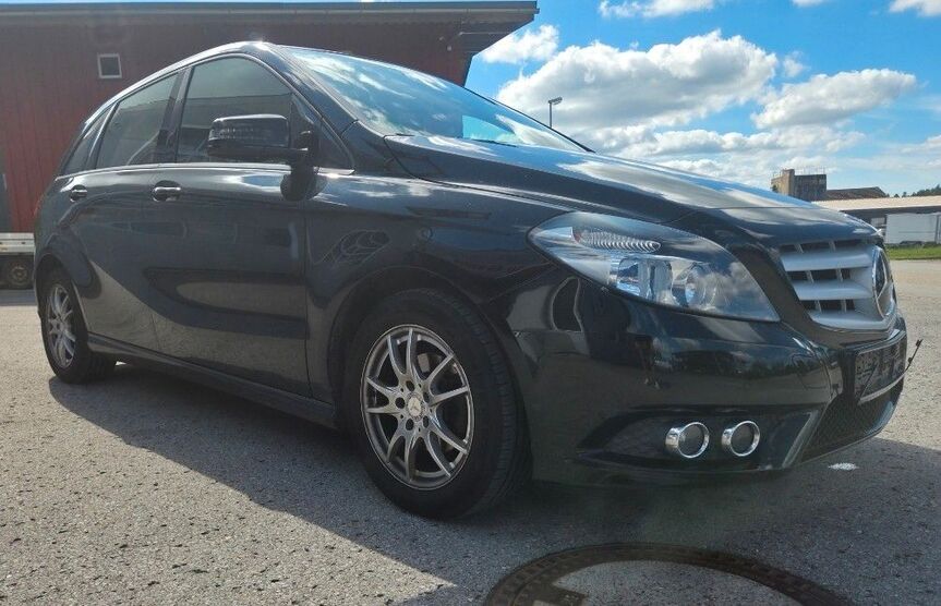 Mercedes-Benz B 180 252.000 km 5.290 € Schopfloch 72296