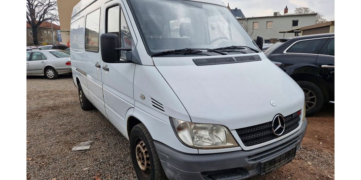 Mercedes-Benz Sprinter 125.000 km 4.490 &euro; Dresden 01097