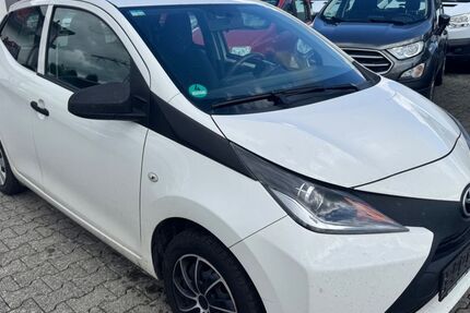 Toyota Aygo (X) 220.000 km 3.500 &euro; Beselich- Obertiefenbach 65614