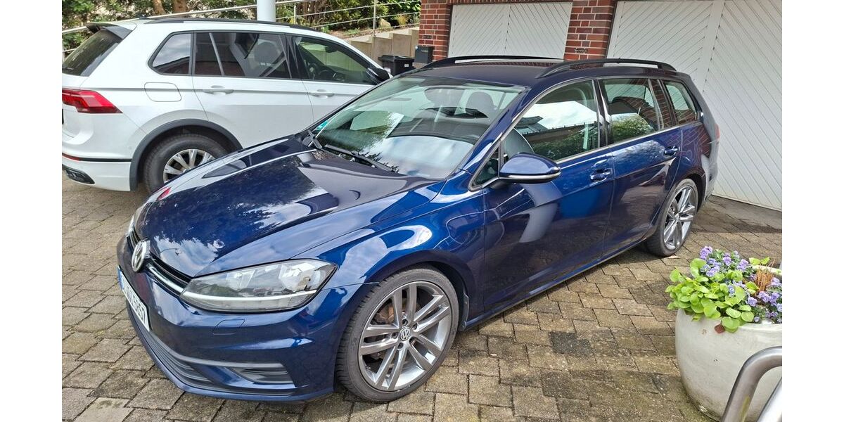 VW Golf 214.000 km 9.000 &euro; Friesenhagen 51598
