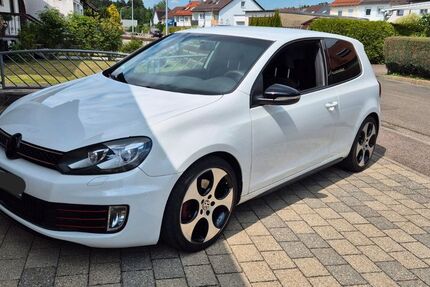 VW Golf 133.520 km 8.000 € Senden 89250