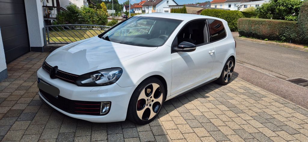 VW Golf 133.520 km 8.000 € Senden 89250