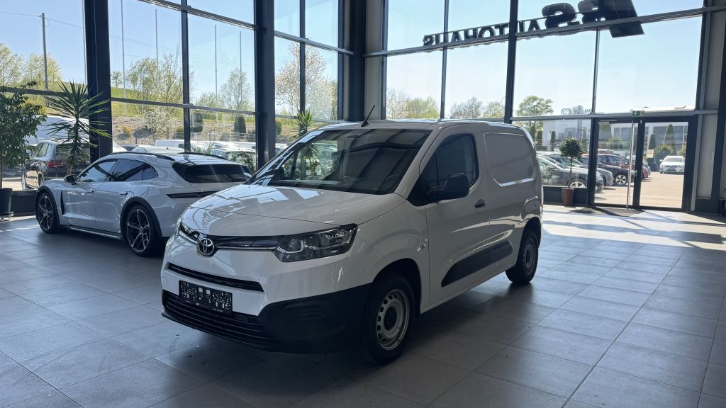 Toyota Proace City 57.069 km 12.990 &euro; Friedberg 86316