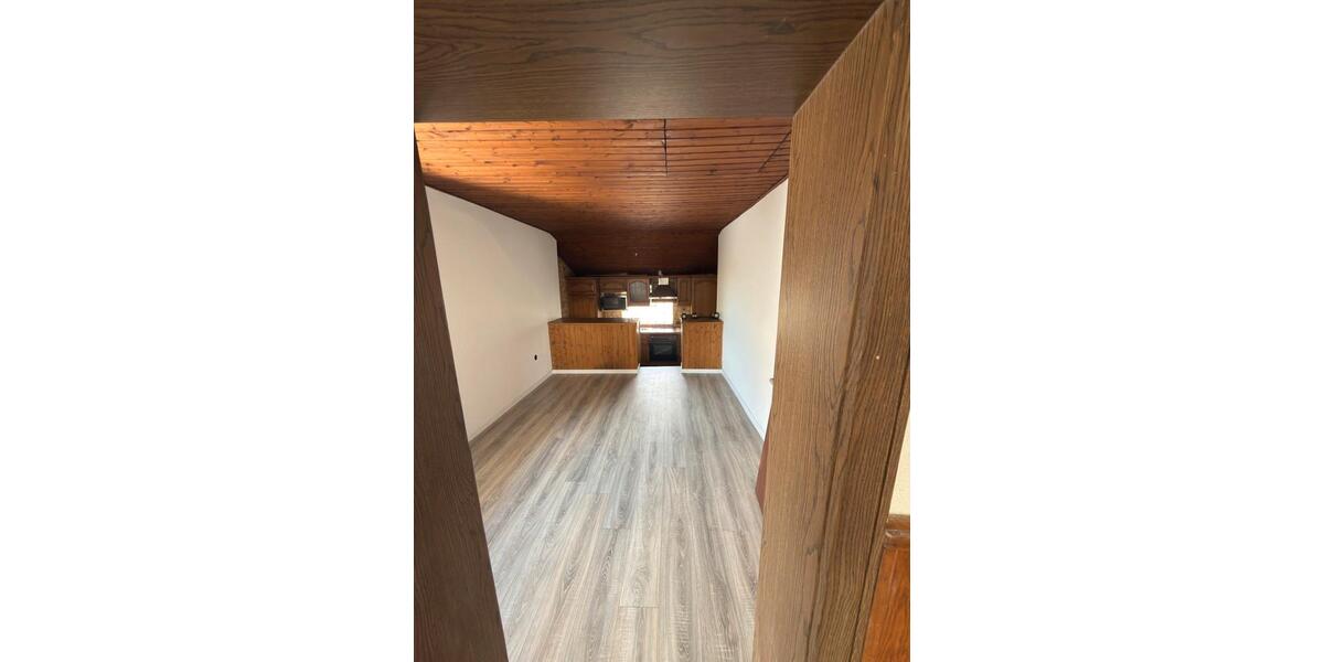 Einfamilienhaus Überherrn - 6 Zimmer, 180 m&sup2;, 219.000&euro; | Angebot:26250262