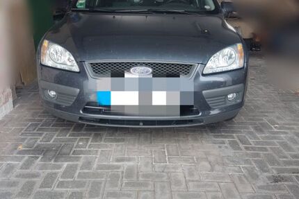 Ford Focus 72.900 km 2.500 &euro; Hüttenberg 35625