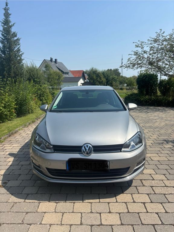 VW Golf 94.560 km 11.499 € Königsfeld 78126