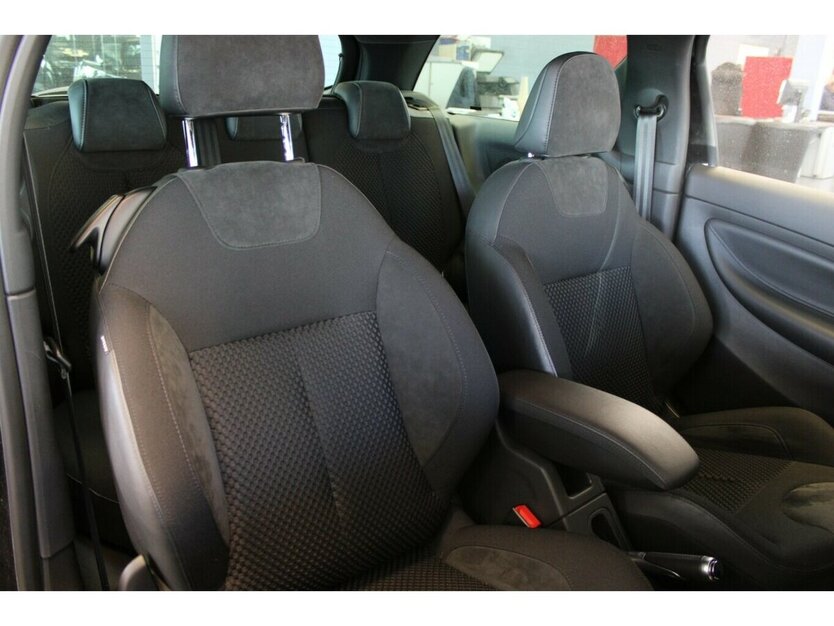 DS Automobiles DS3 THP 155 SportChic 74.830 km 7.980 € Euskirchen 53881