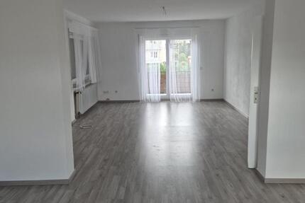 Geräumige 3 Zimmer Wohnung im 1. OG 3 zimmer