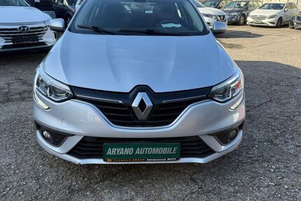 Renault Megane 122.000 km 9.490 &euro; Bonn 53123