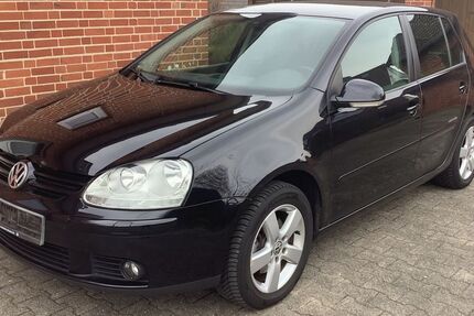 VW Golf 247.000 km 3.450 &euro; Schretstaken 21493