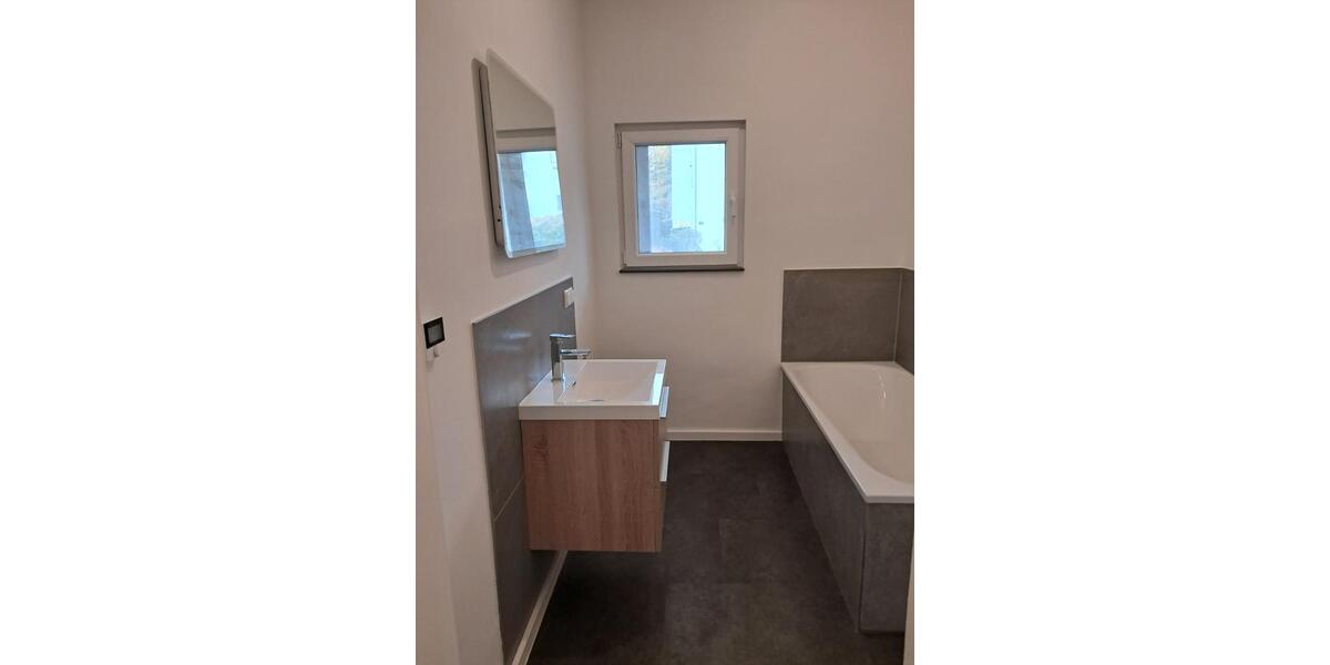 Erdgeschoßwohnung Koblenz Bubenheim - 4 Zimmer, 107 m&sup2;, 1.100&euro; | Angebot:25436204