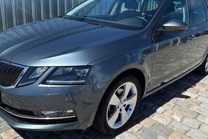 Skoda Octavia 112.482 km 14.990 &euro; Wörth an der Donau 93086