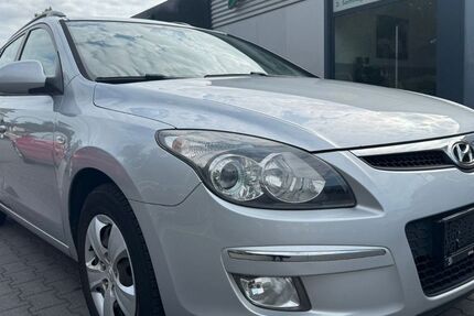 Hyundai i30 320.000 km 1.150 &euro; Bottrop 46238