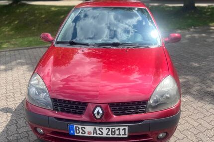 Renault Clio 123.000 km 1.600 € Braunschweig 38106
