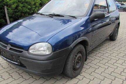 Opel Corsa 97.000 km 590 € Kronach OT Knellendorf 96317
