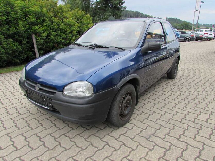 Opel Corsa 97.000 km 590 € Kronach OT Knellendorf 96317