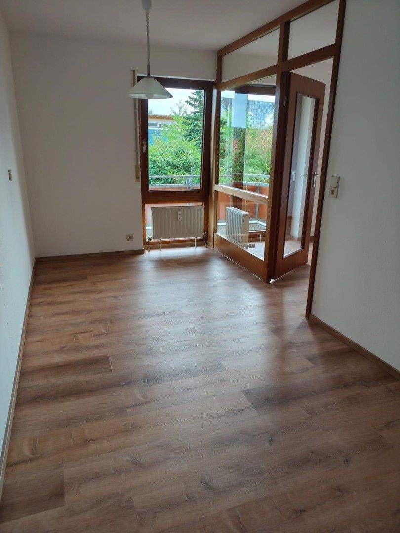 Von privat ohne Provision- Schöne 2,5 Zimmer Wohnung in Böblingen mit Stellplatz 2 zimmer