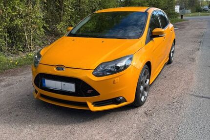Ford Focus 94.594 km 14.000 &euro; Jübek 24855