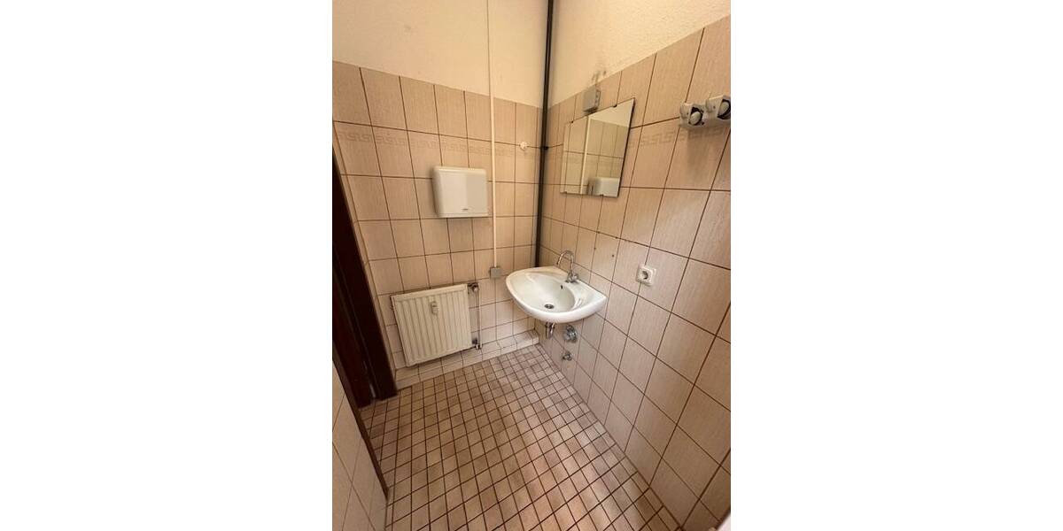 Gewerbeobjekt Buxtehude - 2 Zimmer, 4.660&euro; | Angebot:23975441