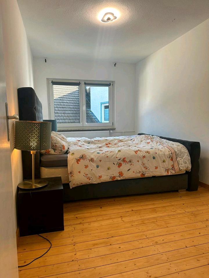 Großes Haus zu vermieten für Privat oder. Gewerblich zimmer