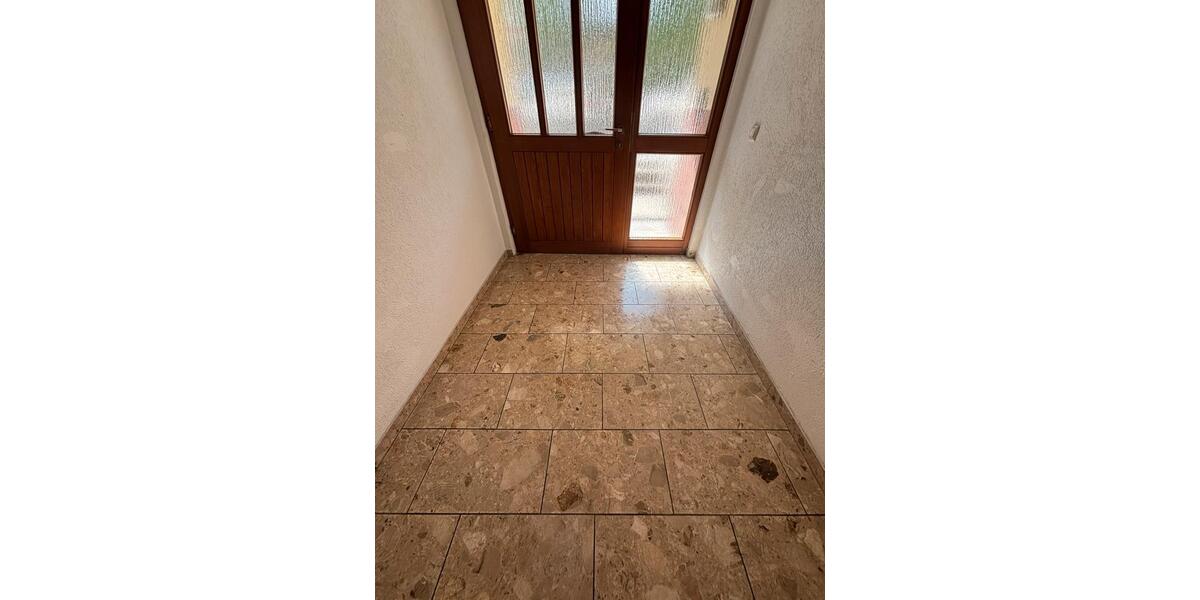 Erdgeschoßwohnung Tauberbischofsheim - 3.5 Zimmer, 100 m&sup2;, 259.000&euro; | Angebot:26342604