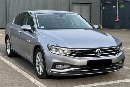 VW Passat 122.500 km 18.500 &euro; Krefeld 47805