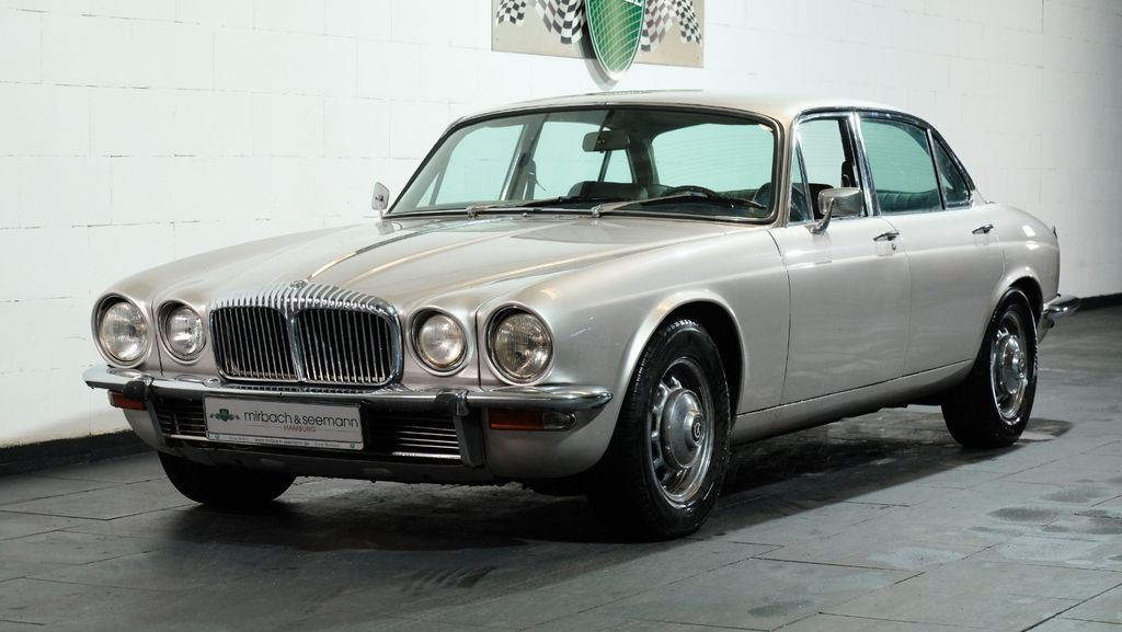 Jaguar Daimler 89.489 km 19.900 &euro; Schenefeld bei Hamburg 22869