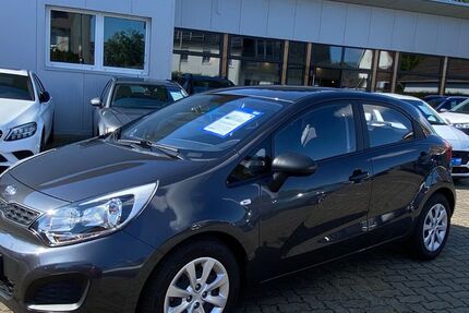 Kia Rio 81.000 km 6.990 € Goslar 38644