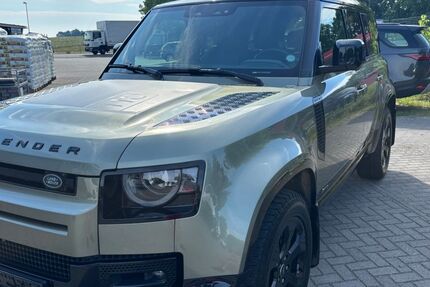 Land Rover Defender 200.000 km 38.599 &euro; Eberswalde OT Tornow 16225