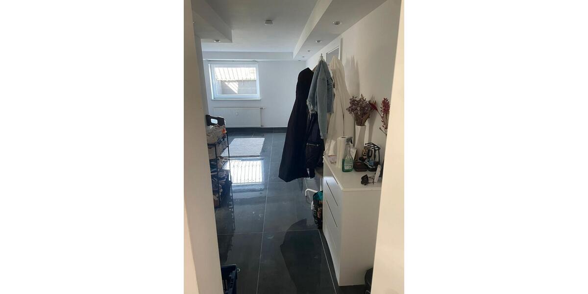 Etagenwohnung Sinsheim - 2 Zimmer, 70 m&sup2;, 650&euro; | Angebot:25961965