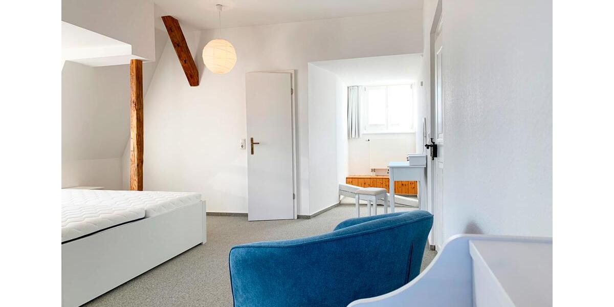 Dachgeschoßwohnung Halle (Saale) - 3 Zimmer, 75 m&sup2;, 1.190&euro; | Angebot:26008357