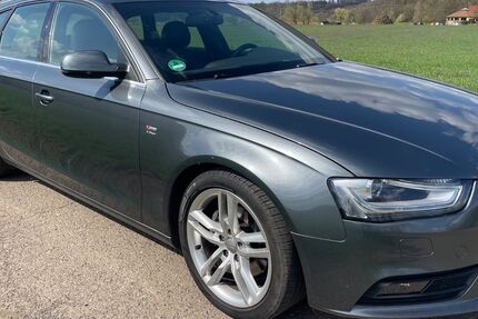Audi A4 221.585 km 8.999 &euro; Grimma OT Kaditzsch 04668