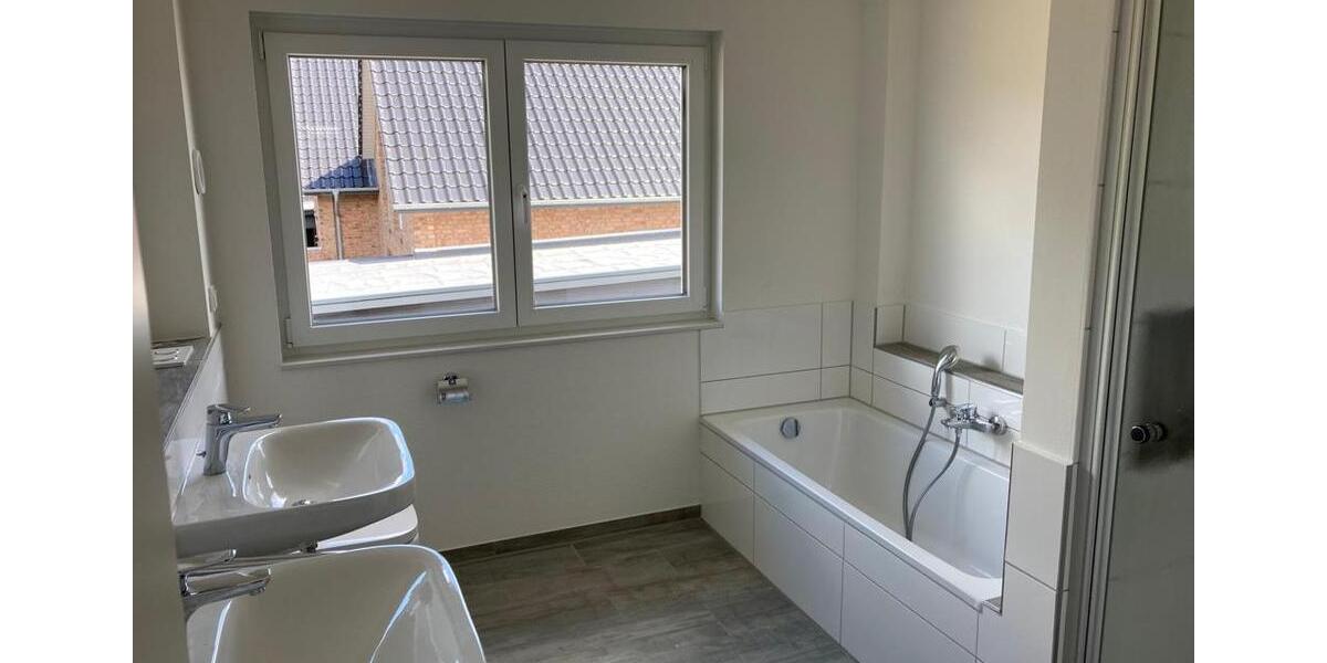 Doppelhaushälfte Harsefeld - 5 Zimmer, 128 m&sup2;, 1.300&euro; | Angebot:26040593